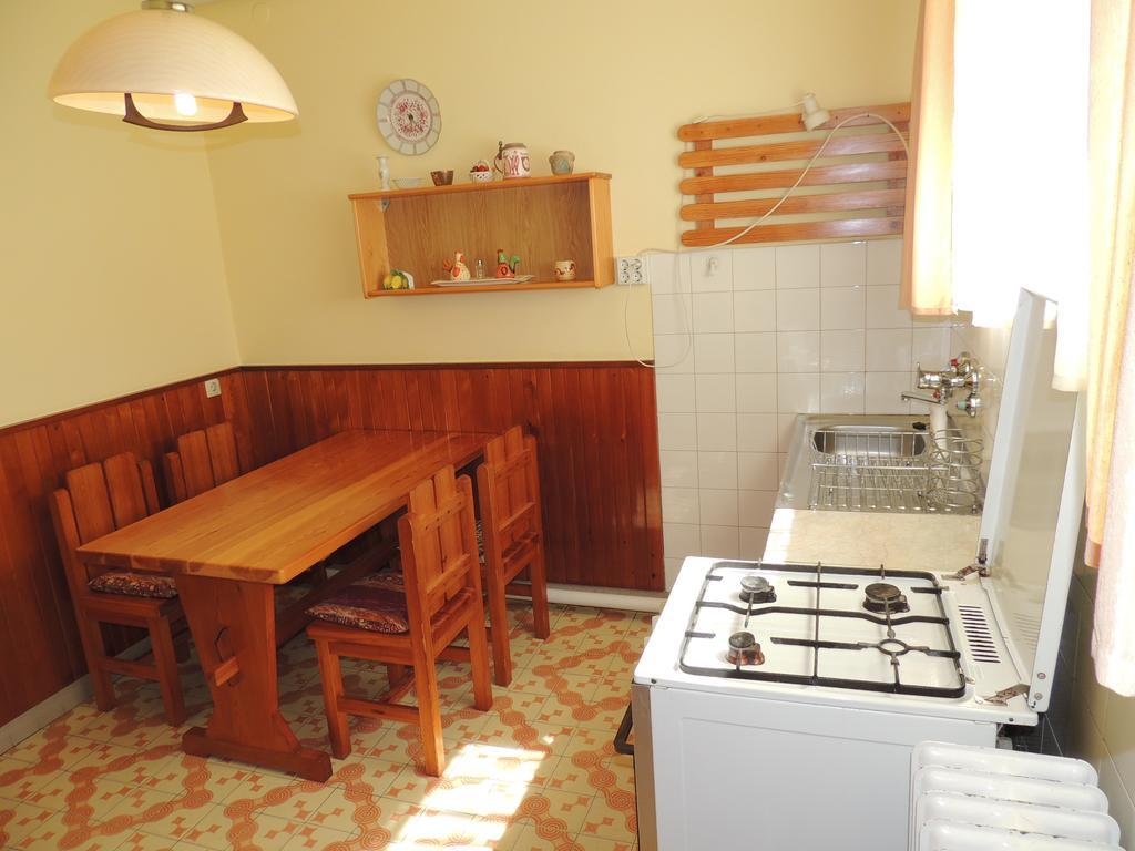 Roselio Garden Apartment Hévíz Стая снимка